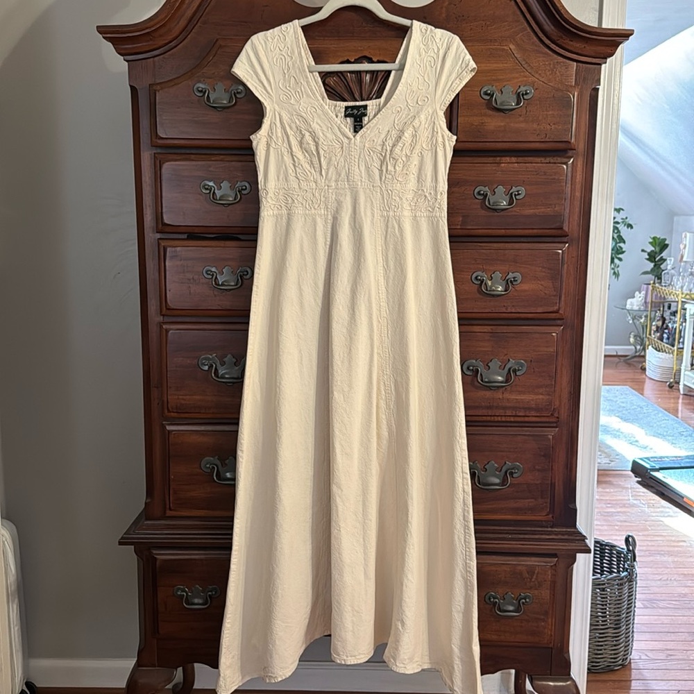 Gretty Zueger Maxi Dress